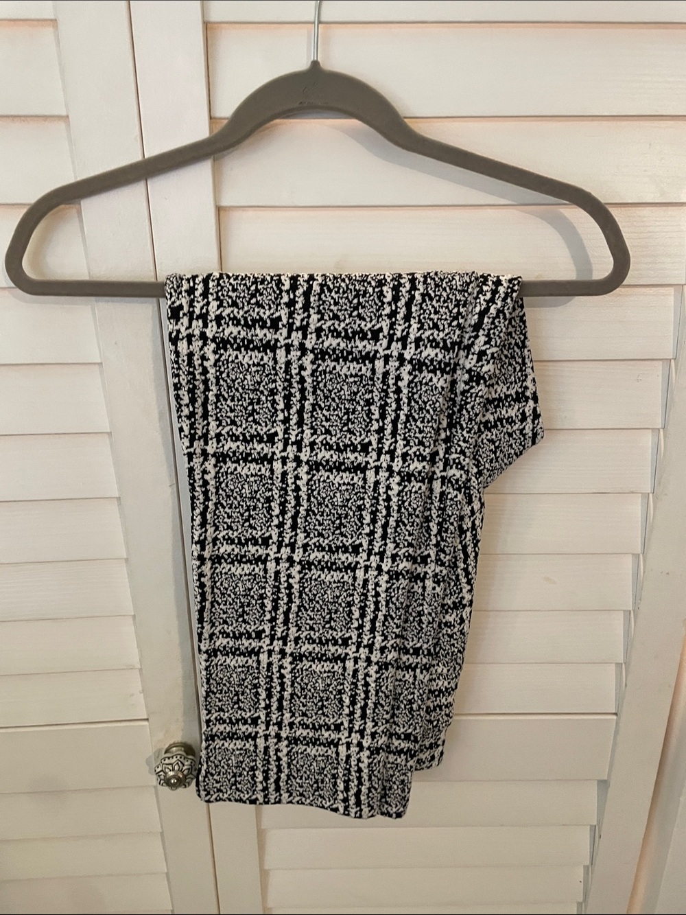 Michael Kors Black and White Pull on Plaid Knit Ankle Pants Size Small